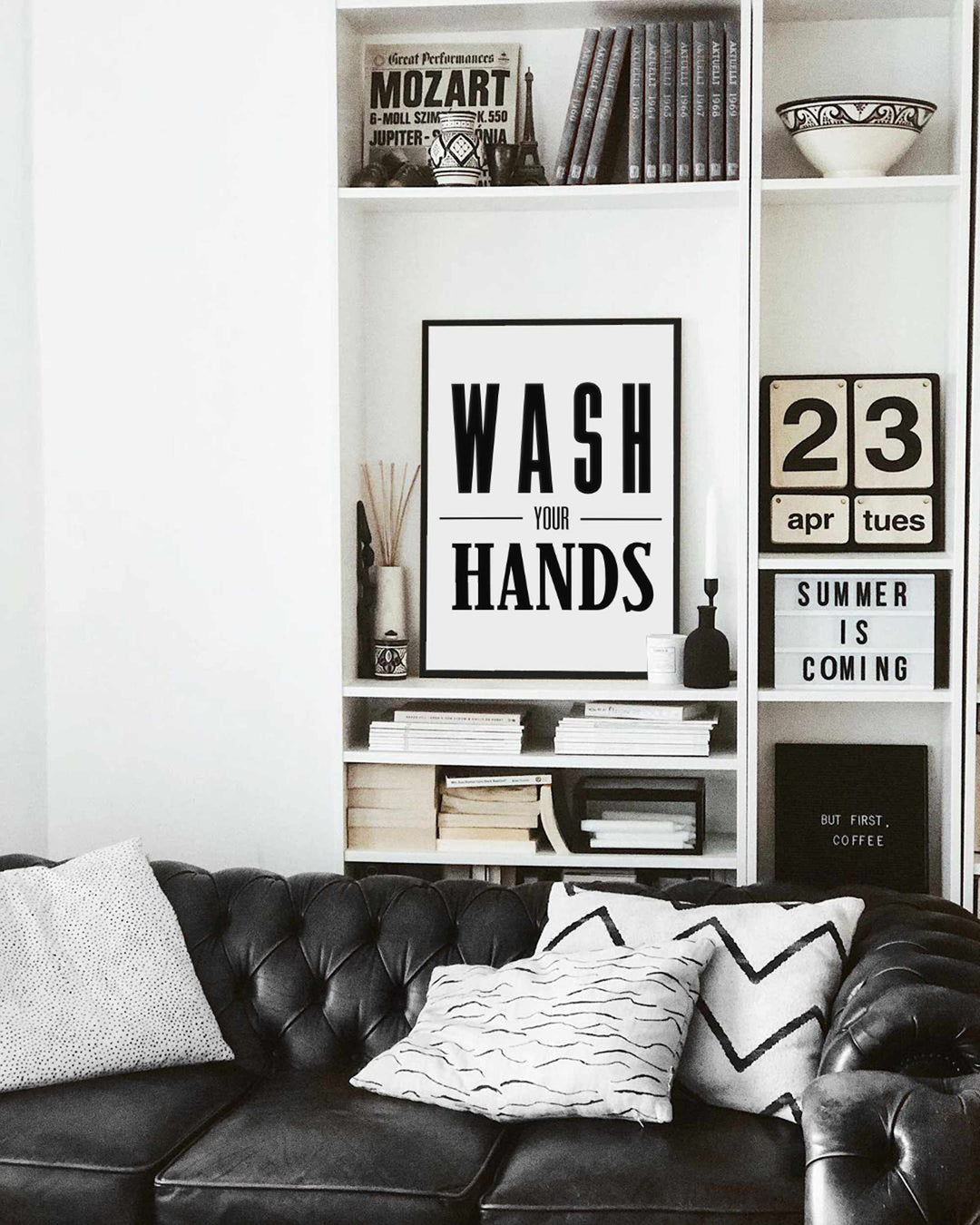 Typografisches Wandbild 'Hände waschen'