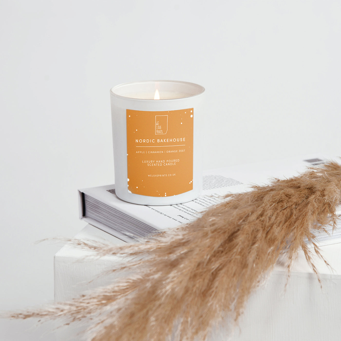 Luxury Hand-Poured Candle 'Nordic Bakehouse'