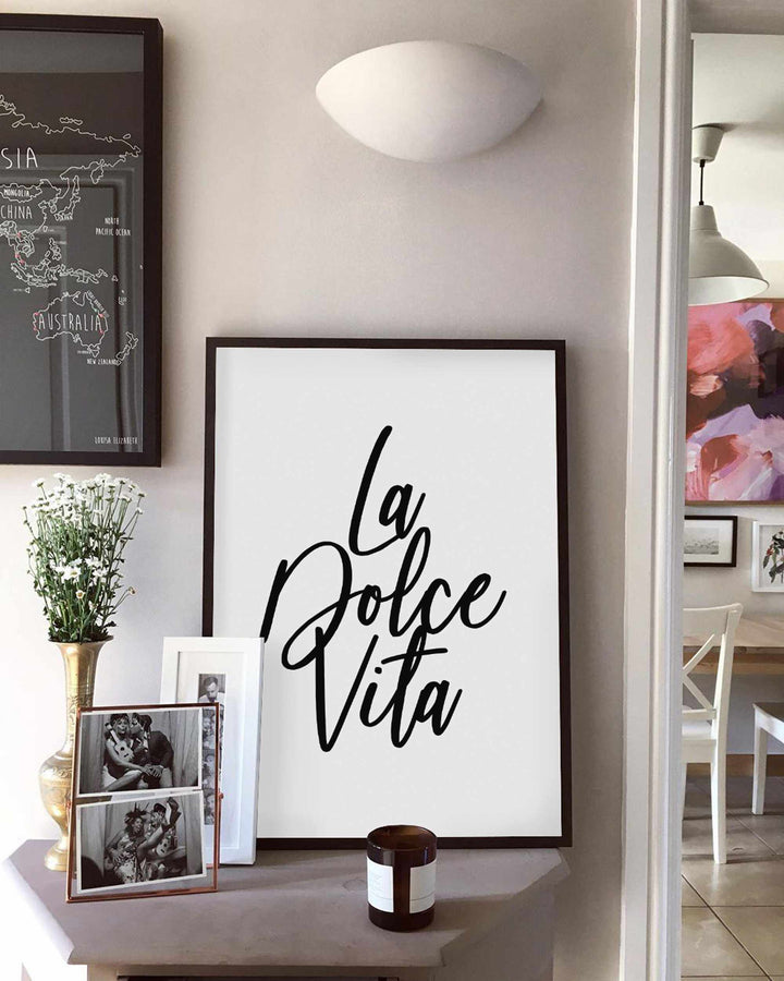 Typografisches Wandbild 'La Dolce Vita'